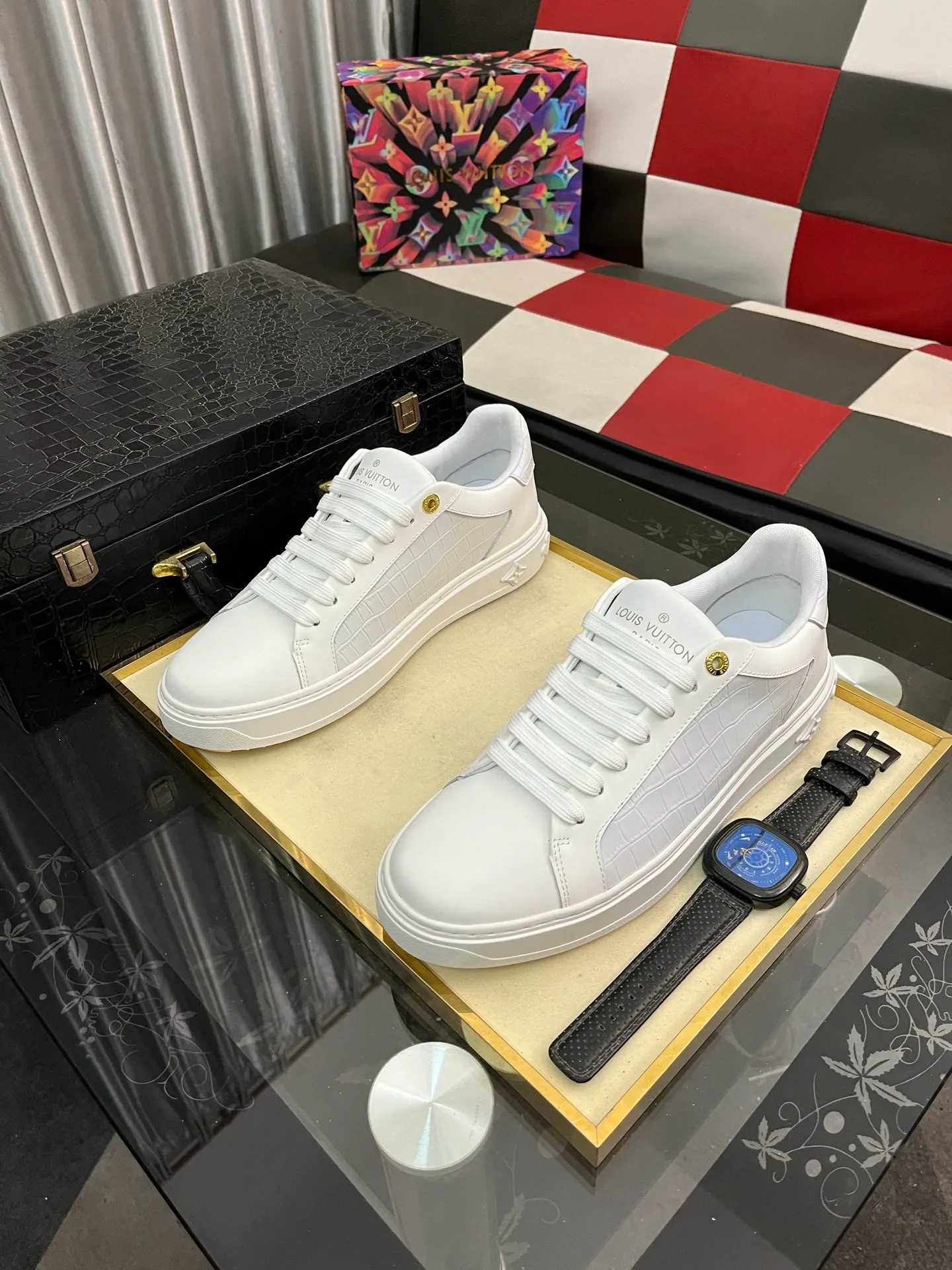 Men's shoes 💰520⌚️⌚️LV Louis Vuitton. The latest fashionable casual shoes are popular in physical stores. New spring and summer comfortable imported custom original cowhide, unique jacquard fabric element design. With sheepskin lining, Lv original bottom, [sun][sun] high-end packaging and high quality💪Details determine the quality, you can enter and leave the counter at will, welcome to compare🇮🇹Number of sizes 38-445️⃣Color options available